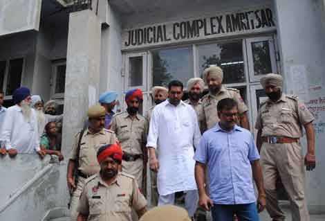 Convicts in police custody