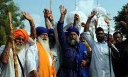 HSGMC supporters outside a Gurdwara Sahib in Haryana