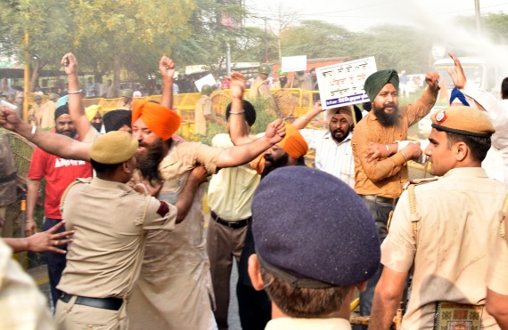 DSGMC stages protest against CBI for clean chit to Jagdish Tytler