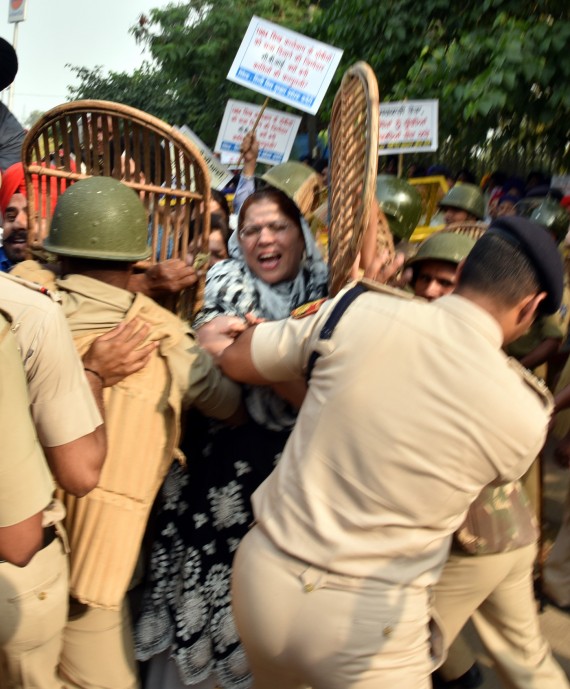 DSGMC stages protest against CBI for clean chit to Jagdish Tytler