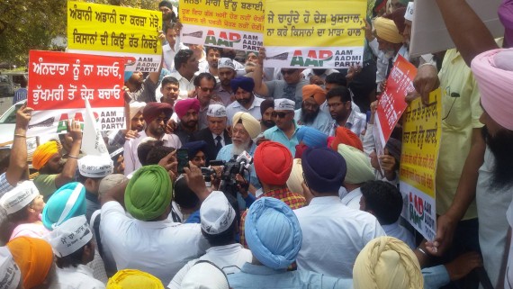 Harinder Singh Khalsa addressing media at Ludhiana