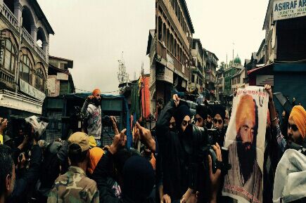 Sikhs protest in Srinagar
