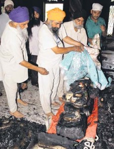 Saroops of Guru Granth Sahib burnt during fire at Suchi Pind Gurdwara Sahib (near Jalandhar-Amritsar bypass)