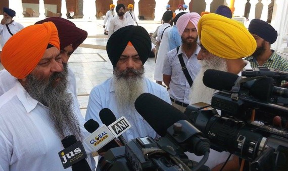 Bhai Kulvir Singh Barapind, Kanwar Pal Singh and Harpal Singh Cheema addressing media