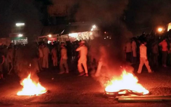 People burnt tires to block the national highway at Malerkotla | Credits: HT PHOTO