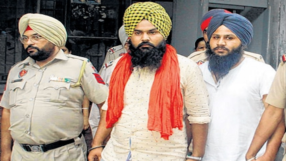 Gurpreet Singh and Nihal Singh in police custody [File photo]