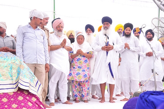 Daya Singh Lahoria attends the samagam