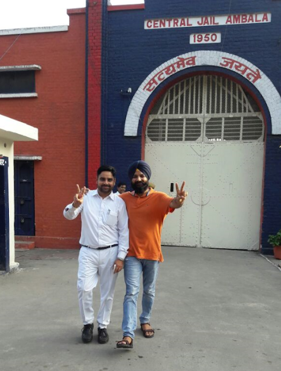 Journalist Surinder Singh Talking Punjab released from Ambala Jail [September 07, 2016]