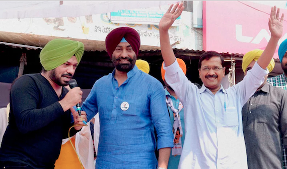 L to R - Gurpreet Ghuggi, Sukhpal Khaira and Arvind Kejriwal [File Photo]