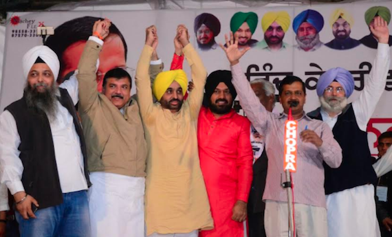 L to R - Jarnail Singh, Sanjay Singh, Bhagwant Mann, Gurpreet Ghuggi, Arvind Kejriwal and H S Phoolka