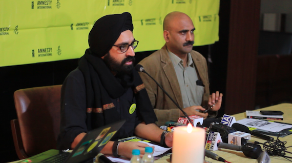 Sanam Sutirath Wazir (L) and Manoj Mitta during the press conference