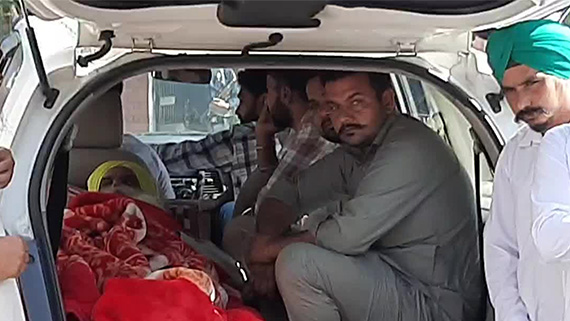 Jagjeet Singh Dallewal was brought to Chandigarh for meeting in Ambulance | Sikh Siyasat News