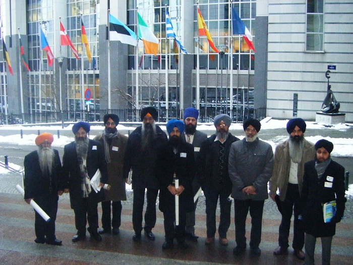 UK and Italian Sikh representatives outside the European Parliament