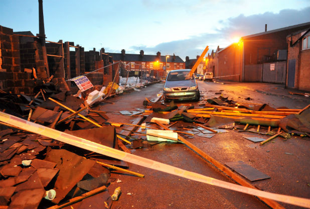 Leicester- Lightening hit Gurdwara Sahib; Roof top damaged badly, all escaped unhurt
