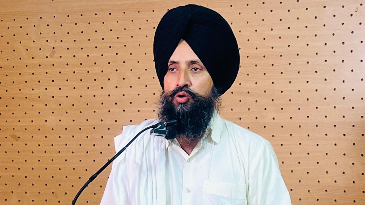 Dr. Sewak Singh, author of Shabad Jang Book | Photo: Sikh Siyasat News