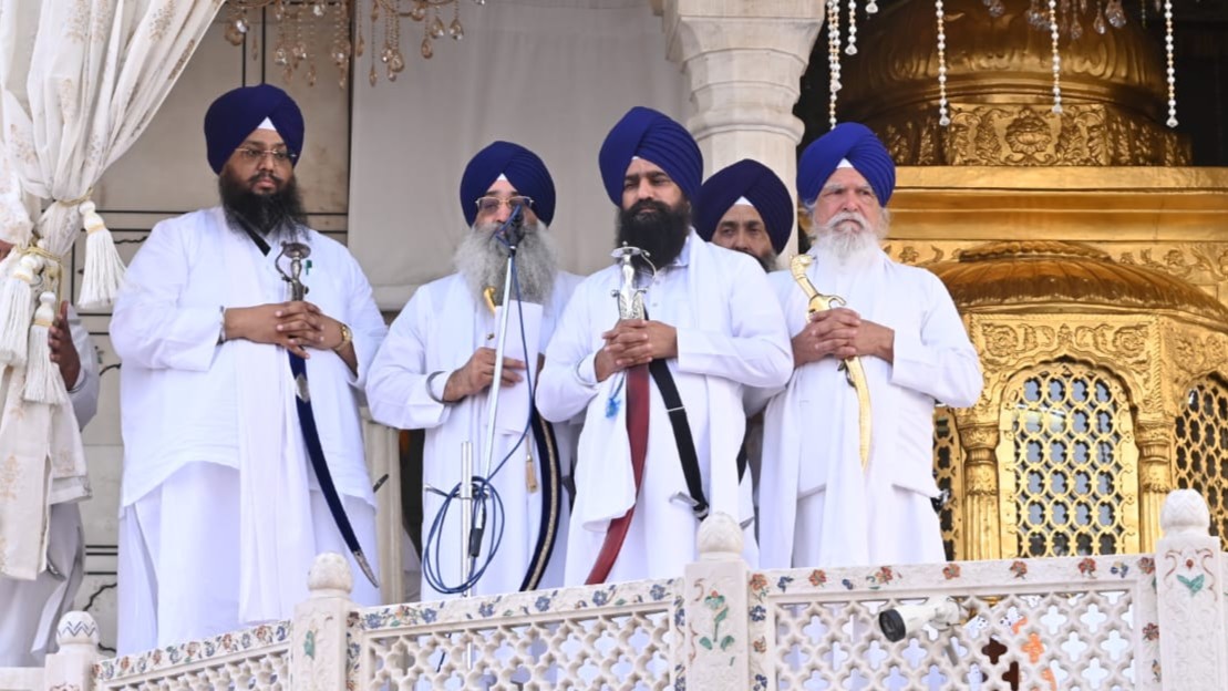 Giani Kuldeep Singh Gargaj reading resolutions passed on 15 June 2026